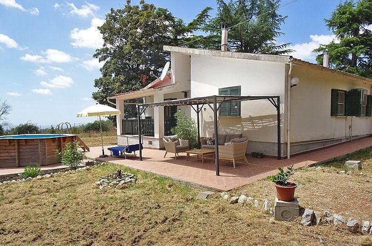 Vrijstaande woning in Cori