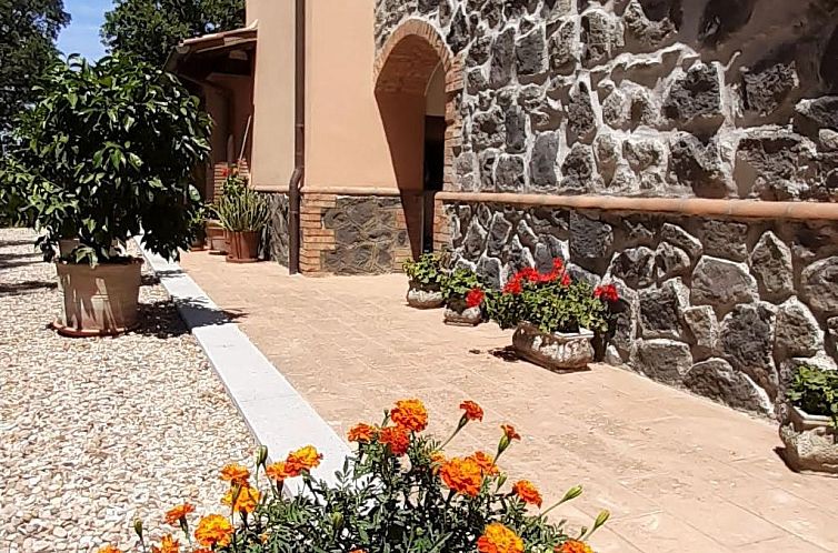 Appartement LaPorcilaia, Ferienwohnung mit Seeblick.