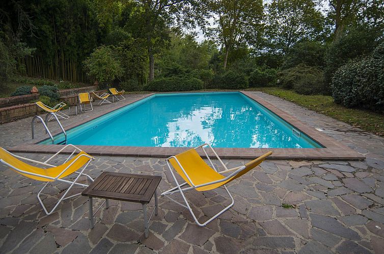 Appartement Schöne Unterkunft in einem Schloss, mit Schwimm