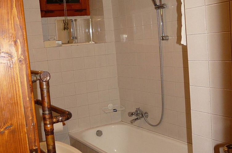 Appartement Altertümliche Pracht, Unterkunft mit Schwimmbad