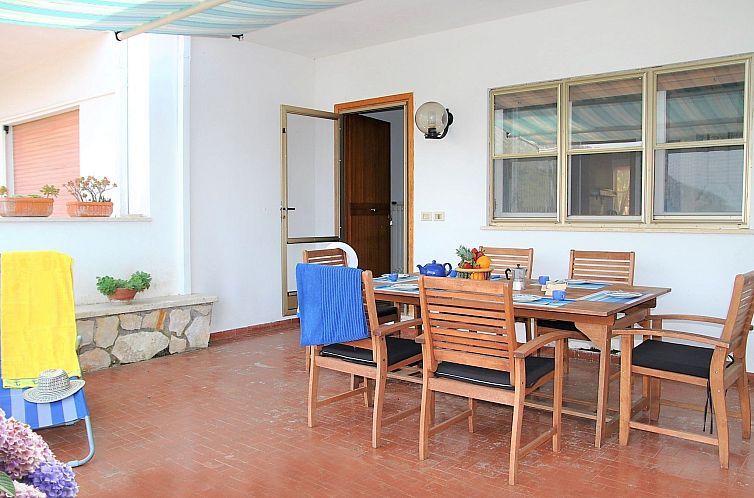 Vakantiehuis Angenehmes Haus in Sperlonga mit privatem Parkp