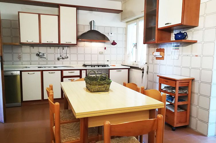 Vakantiehuis Angenehmes Haus in Sperlonga mit privatem Parkp