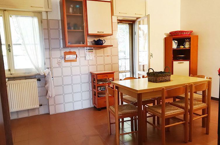 Vakantiehuis Angenehmes Haus in Sperlonga mit privatem Parkp