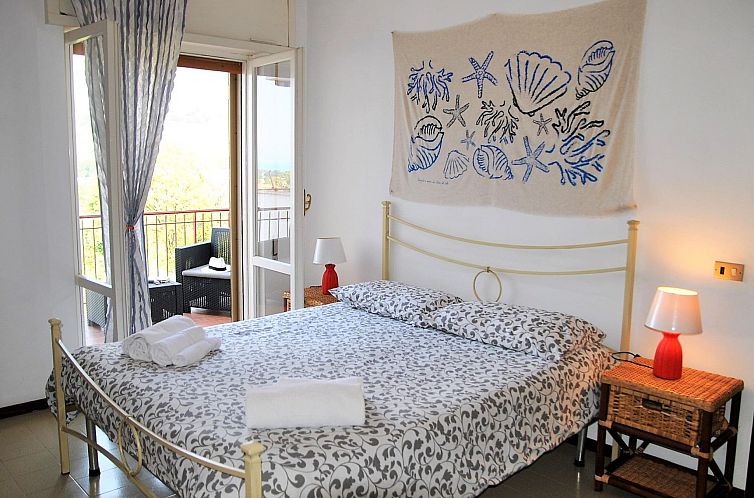 Vakantiehuis Angenehmes Haus in Sperlonga mit privatem Parkp