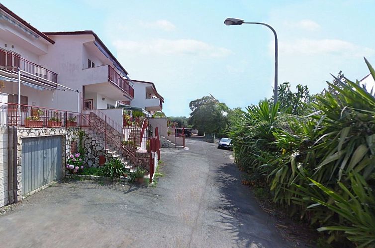 Vakantiehuis Angenehmes Haus in Sperlonga mit privatem Parkp