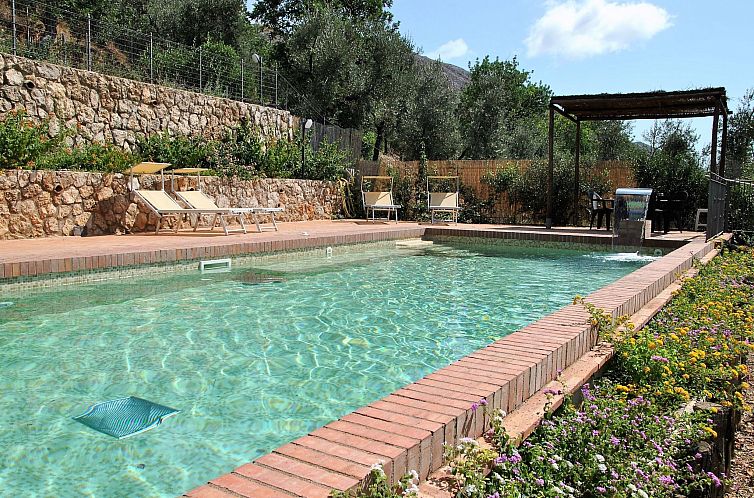 Vakantiehuis Doppelhaushälfte mit Gemeinschaftspool