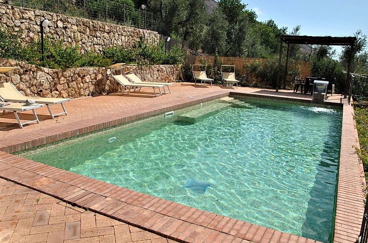 Vakantiehuis Doppelhaushälfte mit Gemeinschaftspool