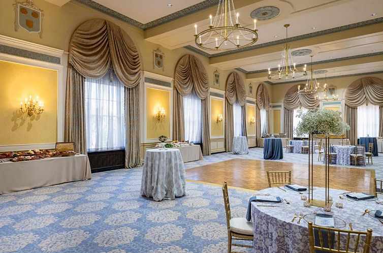 Francis Marion Hotel