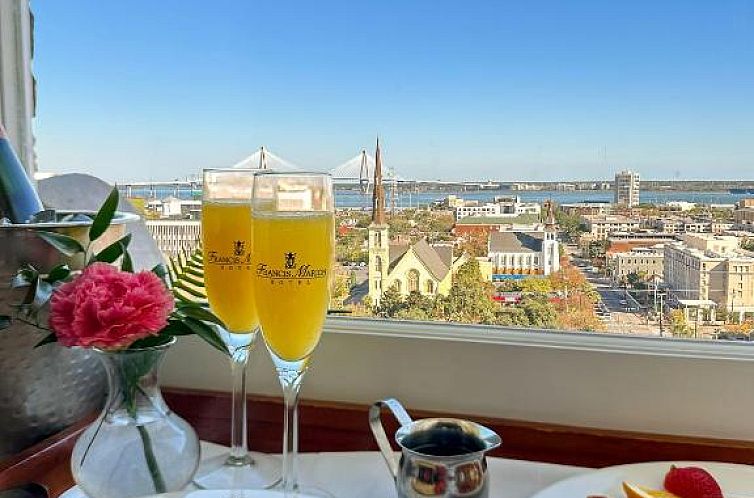 Francis Marion Hotel