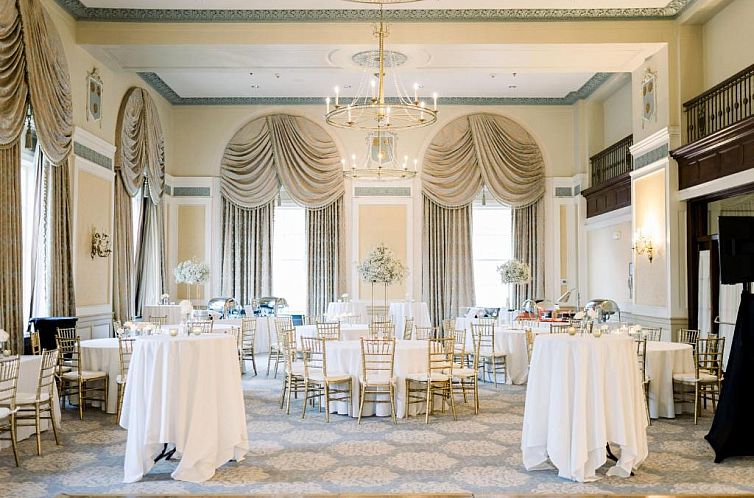 Francis Marion Hotel