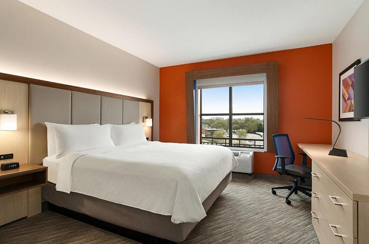 Holiday Inn Express Hotel & Suites Mount Pleasant - Charlest