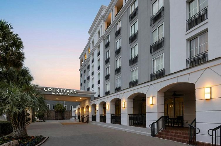 Courtyard by Marriott Charleston Historic District