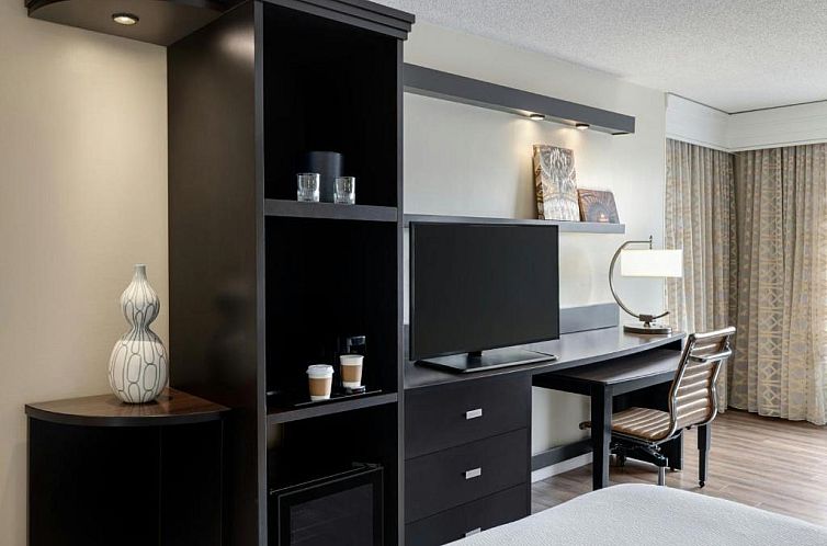 Courtyard by Marriott Charleston Historic District