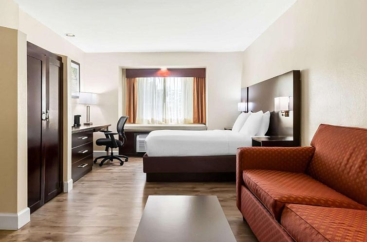 Best Western Patriots Point