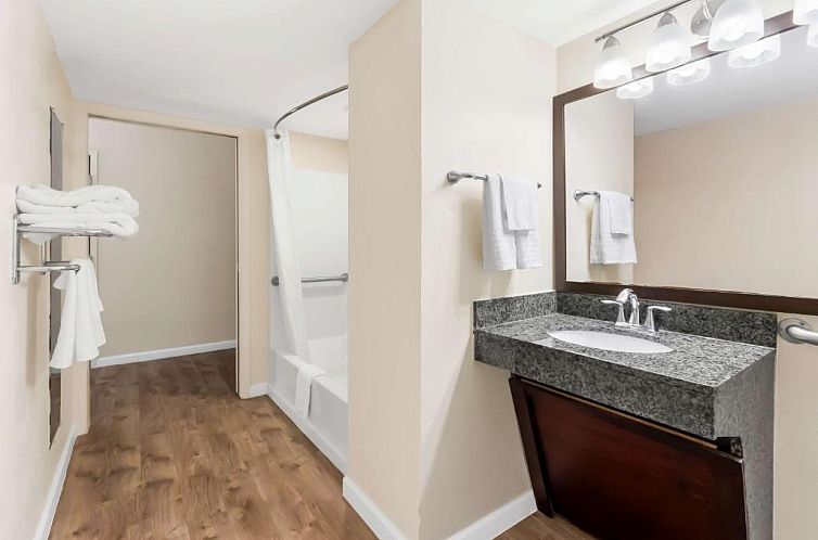 Best Western Patriots Point