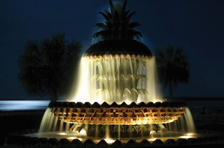 Holiday Inn Charleston Historic Downtown, an IHG Hotel