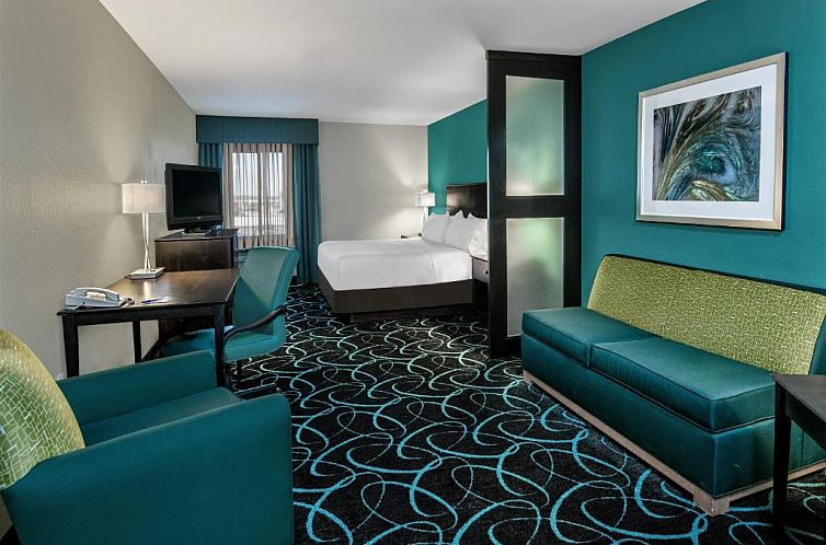 Holiday Inn Express Hotel and Suites Fort Worth/I-20