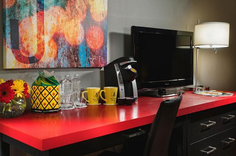 Staypineapple, Hotel FIVE, Downtown Seattle