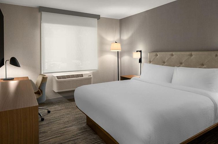 Four Points by Sheraton Downtown Seattle Center