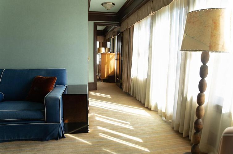 The Arctic Club Seattle, a DoubleTree by Hilton Hotel