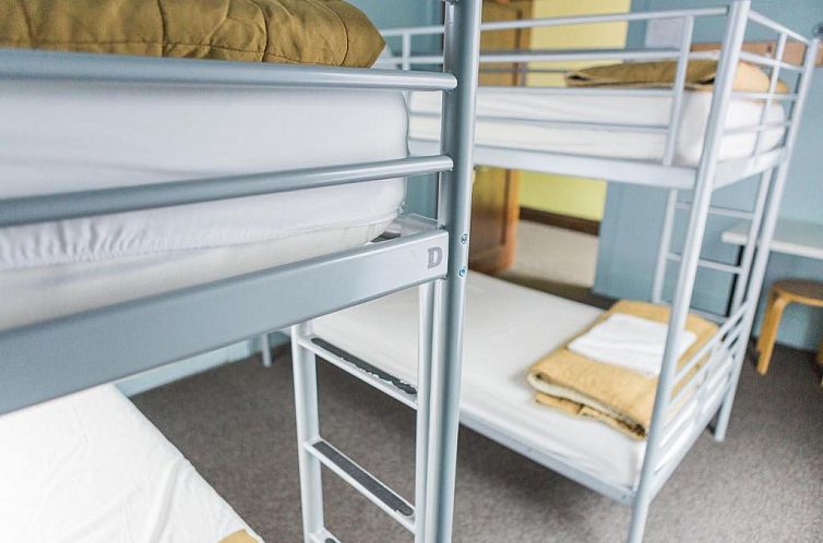 HI - Seattle Hostel at the American Hotel