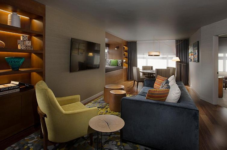 The Paramount Hotel