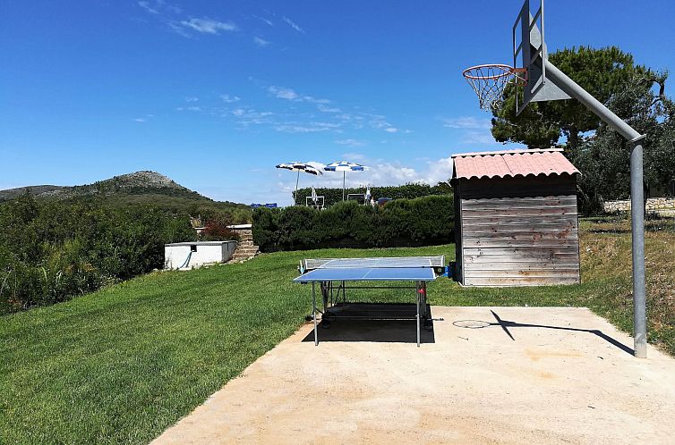 Vakantiehuis Angenehmes Haus in Itri mit überdachtem Innenh