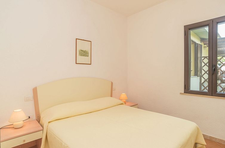 Appartement Stella con piscina comune (REI101)