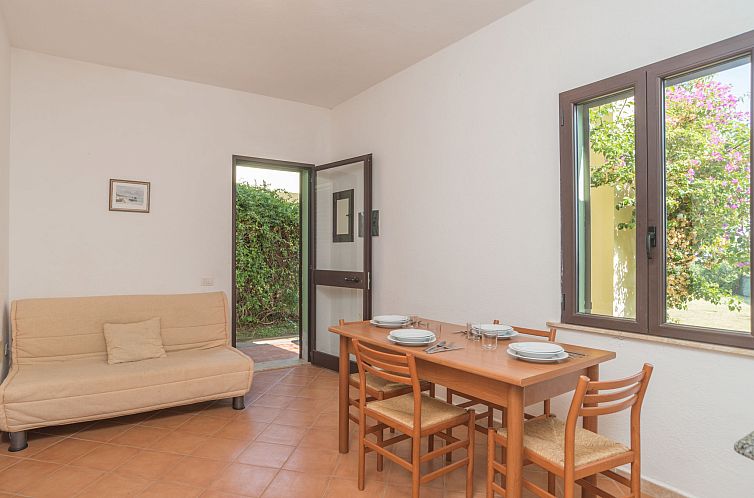 Appartement Stella con piscina comune (REI101)