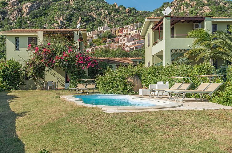 Appartement Stella con piscina comune (REI101)