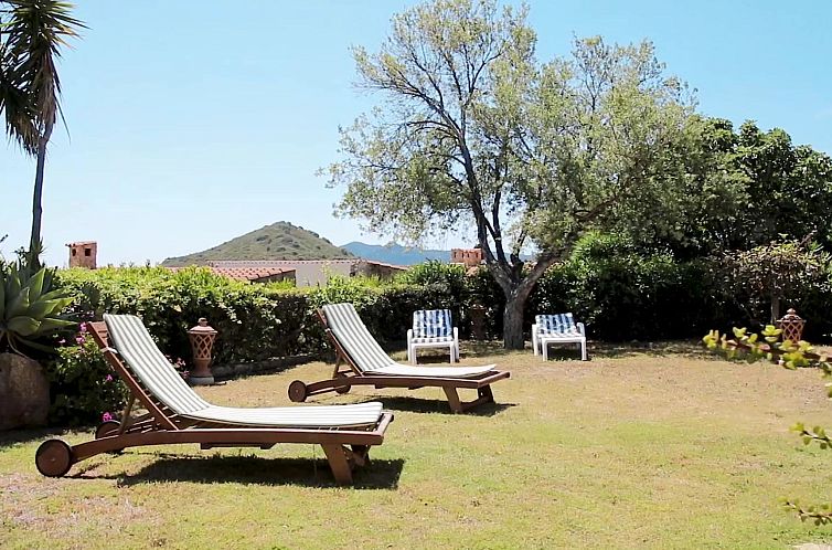 Vakantiehuis Ville Sant'Elmo (REI240)