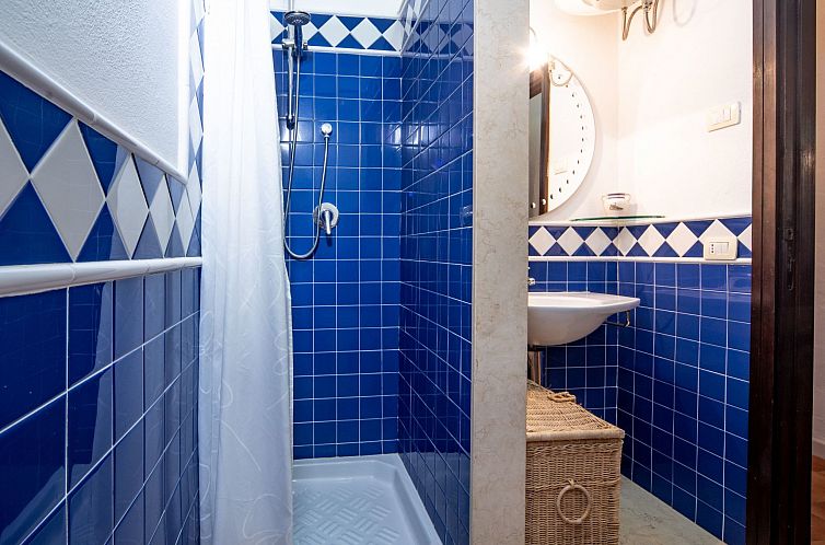 Vakantiehuis Schöne freistehende Villa nur wenige Schritte 