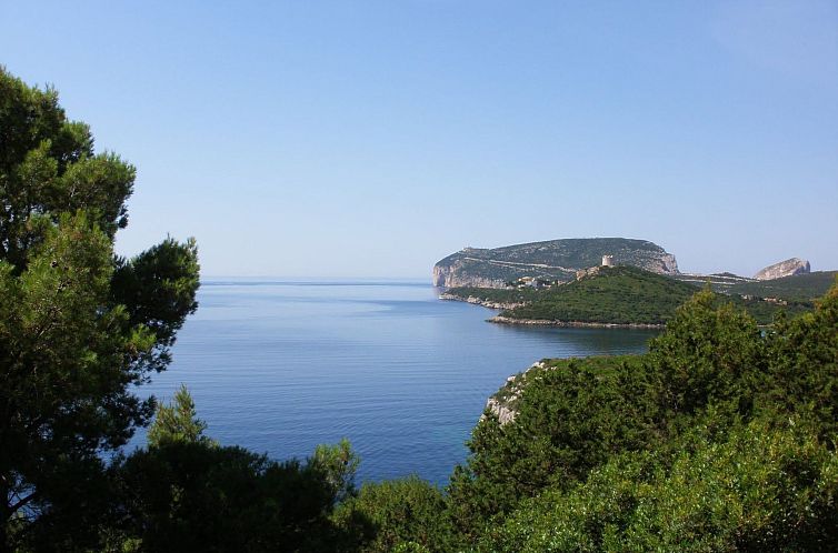 Vakantiehuis Rustikale Villa mit Steinpool