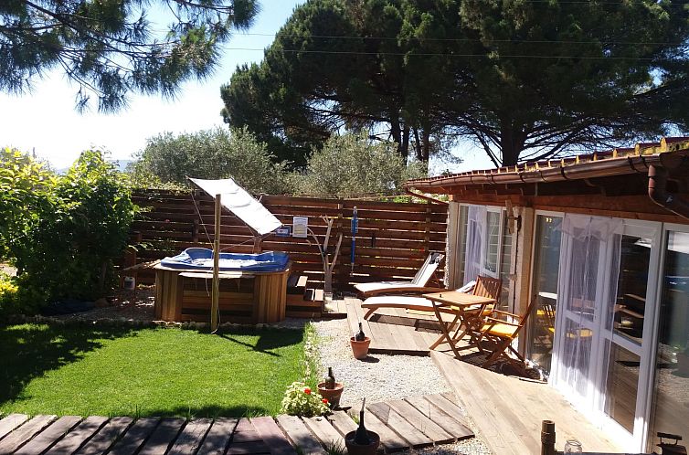 Vakantiehuis Schönes Ferienhaus mit Whirlpool