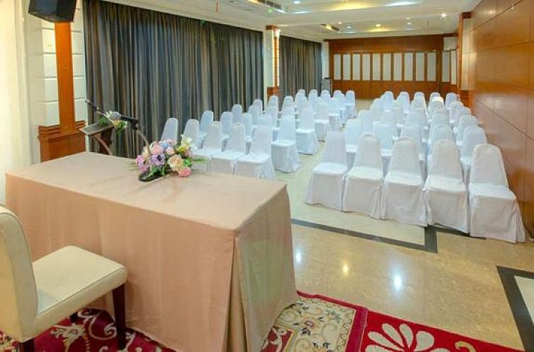 Chakungrao Riverview Hotel