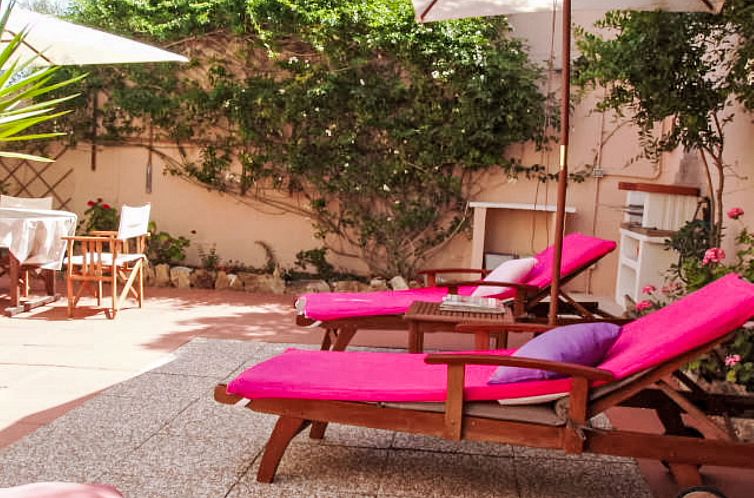 Vakantiehuis Is Argiolas