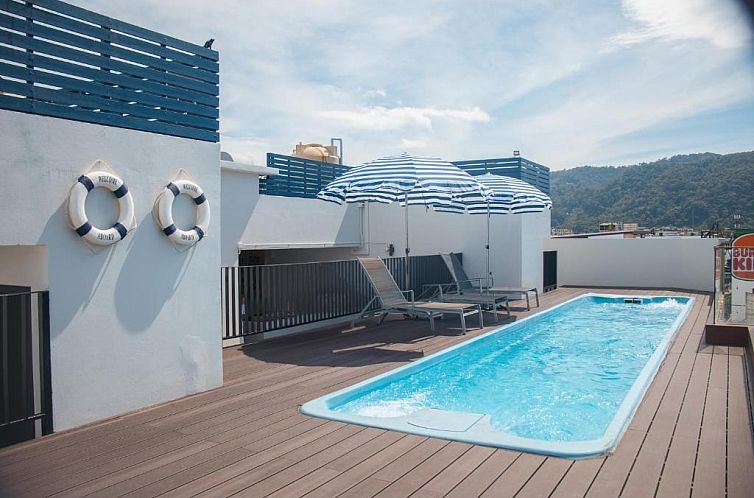 The Blue Pearl Kata Hotel