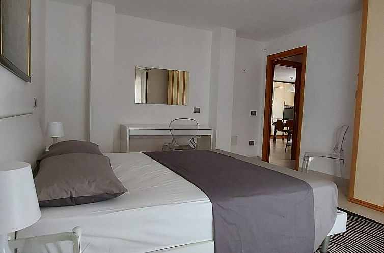 Appartement Unterkunft in der 'Villa Luigi' mit oberirdische