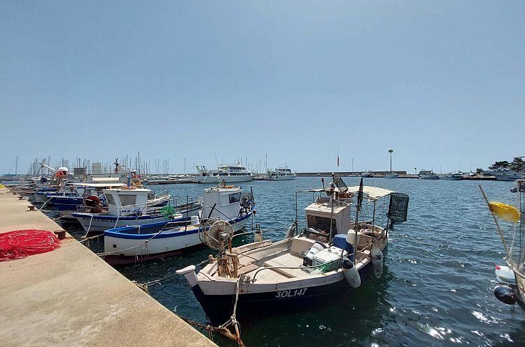 Appartement Schöne, strandnahe Wohnung in La Caletta mit Gr
