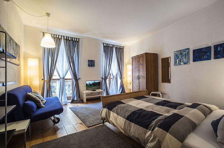 Appartement Studio Apartments Altstadt über Manno
