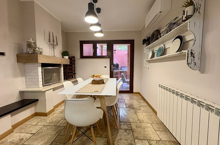 Vrijstaande woning in Usini