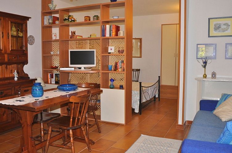 Appartement Lubagnu Vacanze- Drei-Zimmer-Wohnung A