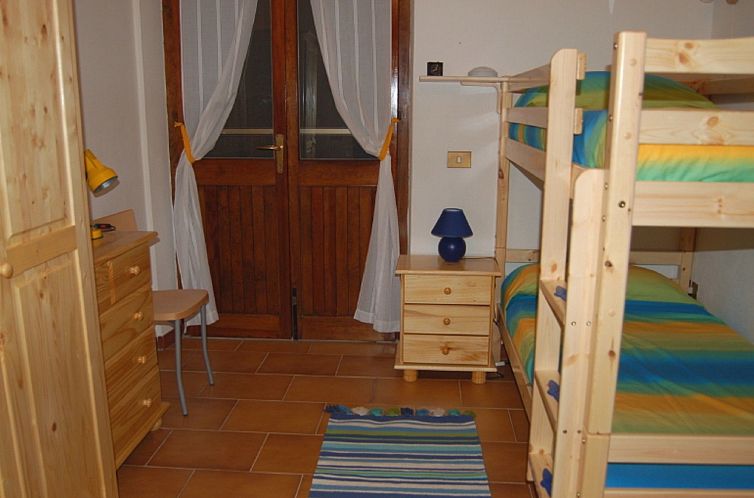 Appartement Lubagnu Vacanze- Drei-Zimmer-Wohnung A