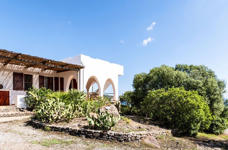 Vakantiehuis Haus in Sant'antioco mit überdachtem Parkplatz