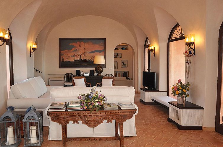 Vakantiehuis Villa Isabel, Meer- und Strandblick, Schwimmbad