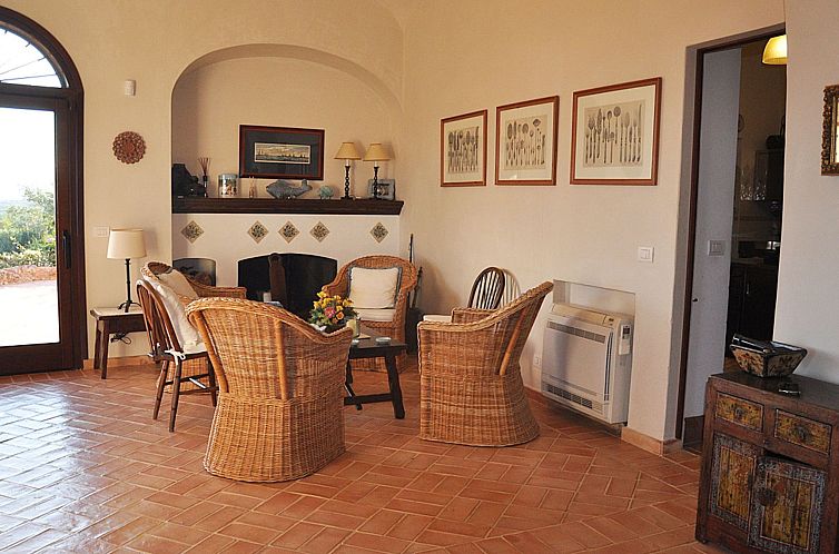 Vakantiehuis Villa Isabel, Meer- und Strandblick, Schwimmbad