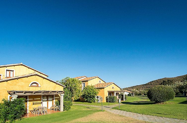 Guest house 0935010 - Apartment Sardinia - Appartement Apt. Eldi 2B, mit gemeinsamem Schwimmbad