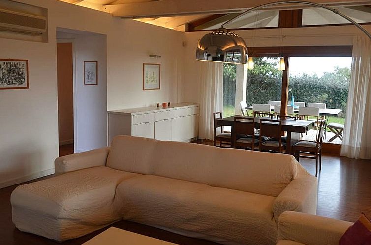 Vakantiehuis Villa Luca, mit teilweisem Meerblick und Swimmi