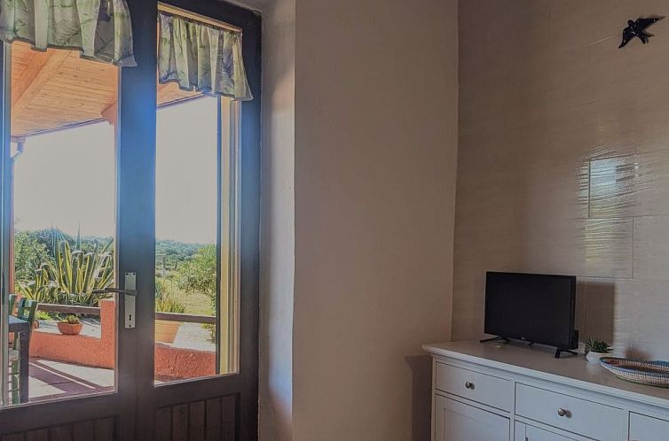 Appartement Wohnung in Calasetta mit Grill und Garten