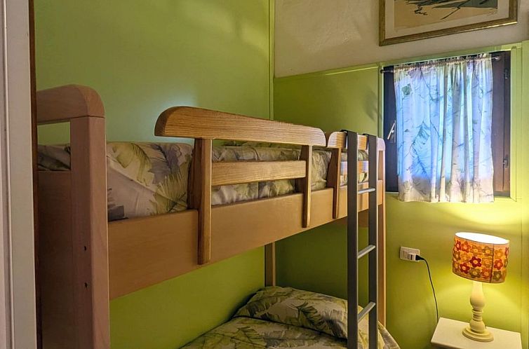 Appartement Wohnung in Calasetta mit Grill und Garten